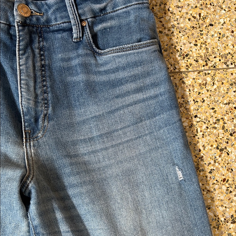 Kut from the Kloth Distressed Light Blue Wide Leg Jeans - Picture 4 of 6